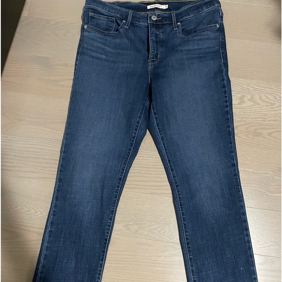 never worn but no tags levi’s jeans - Picture 2 of 2